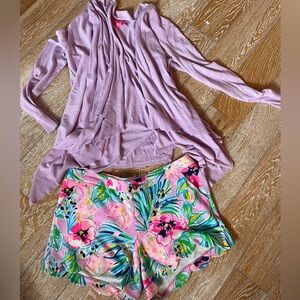 Lilly Pulitzer Purple Sweater Size M W/ Matching Print Scalloped Shorts Size 10